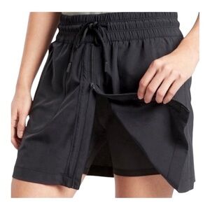 Athleta Black Expedition Skort